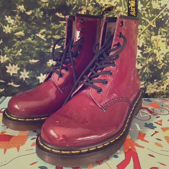 Dr Martens Patent Cherry Red - Picture 1 of 4